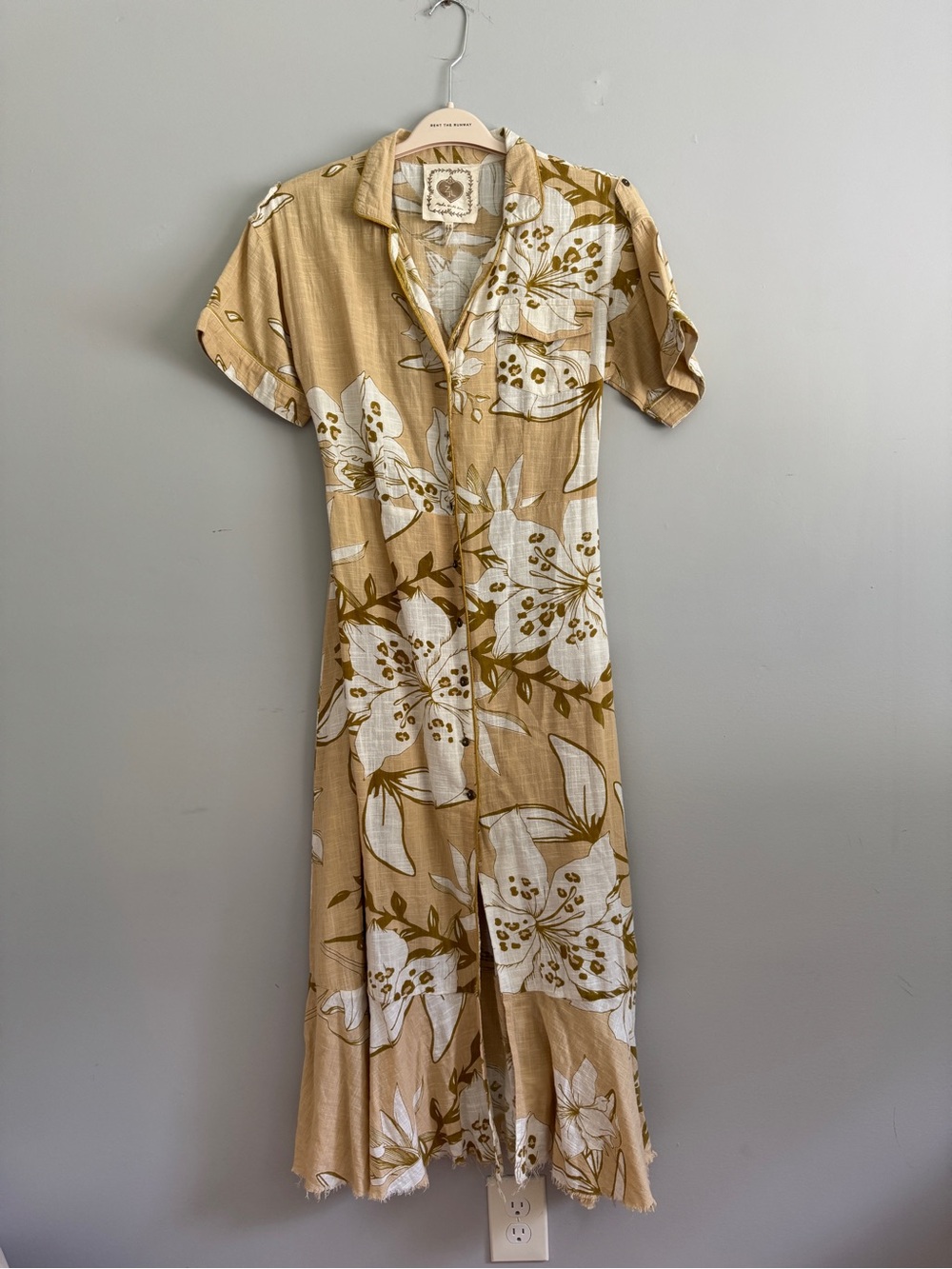 Cotton beachy dress with delicate details
